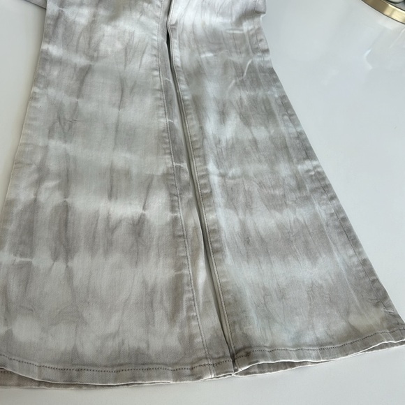 Wash Lab Denim Fay Beach Walk Flares in Mott Tie Dye size 27 Like New - Picture 13 of 13